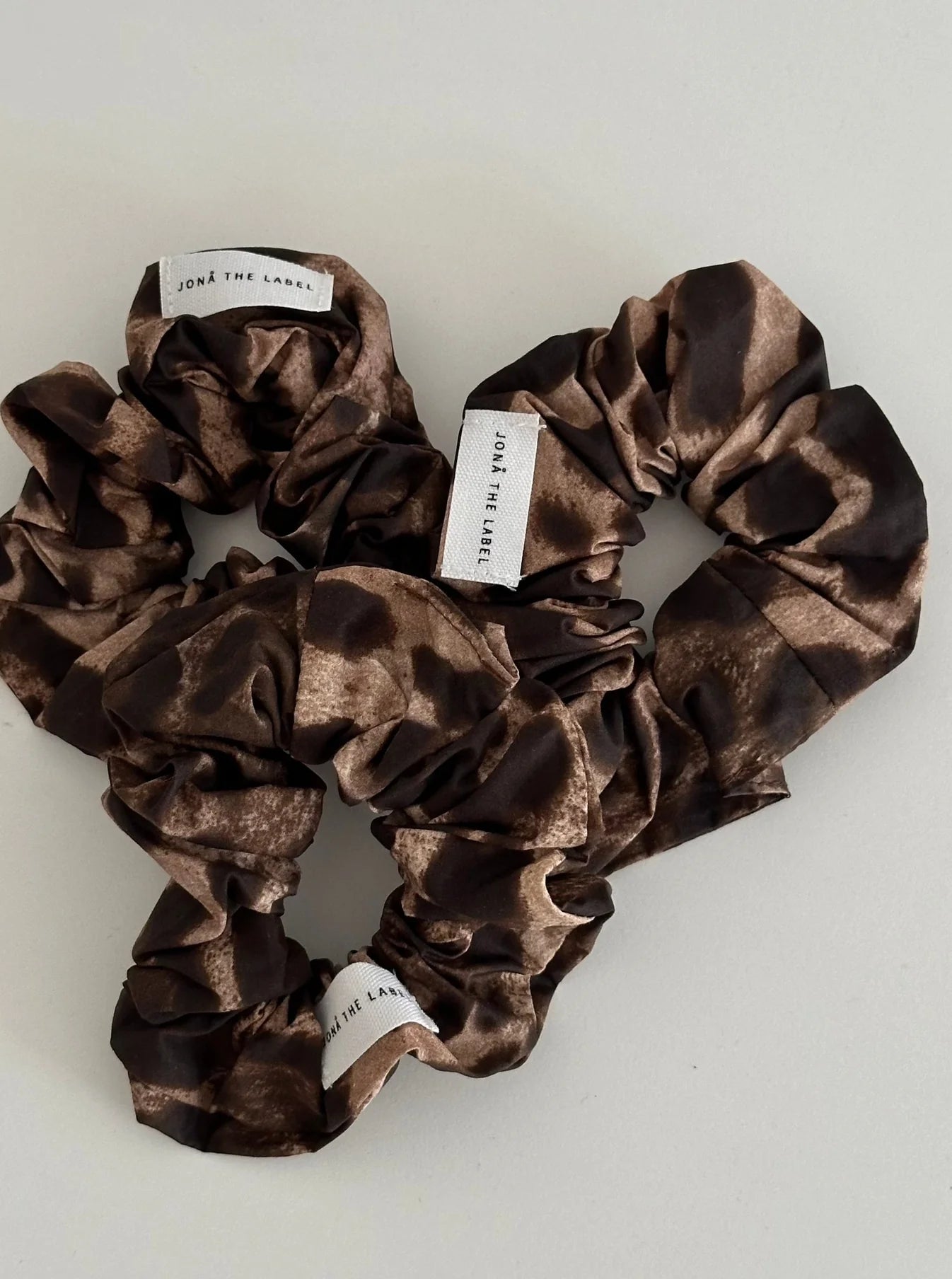 EVERYDAY SCRUNCHIE