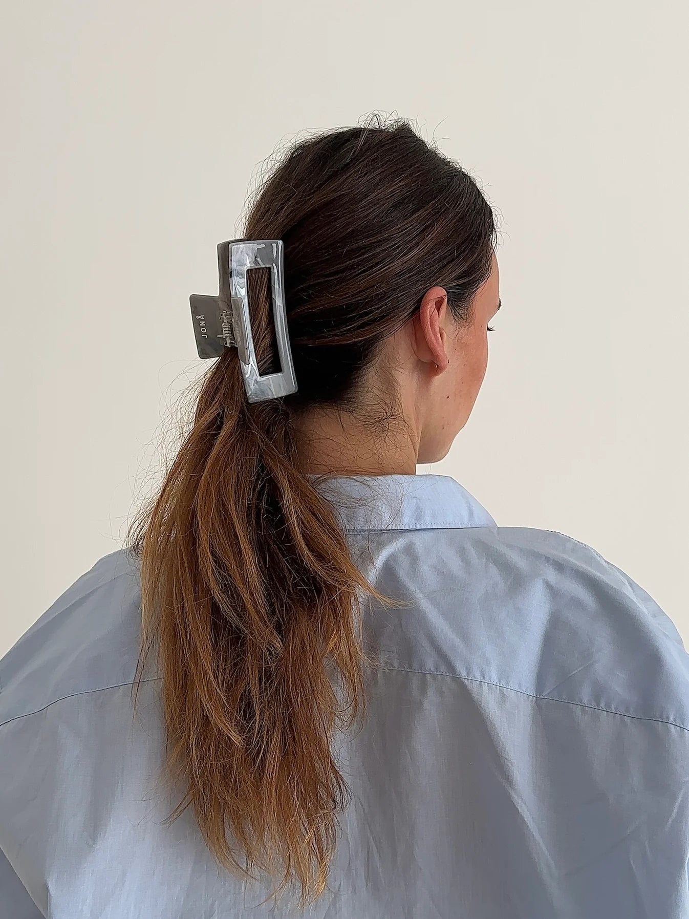 MILA CLIP - Grau