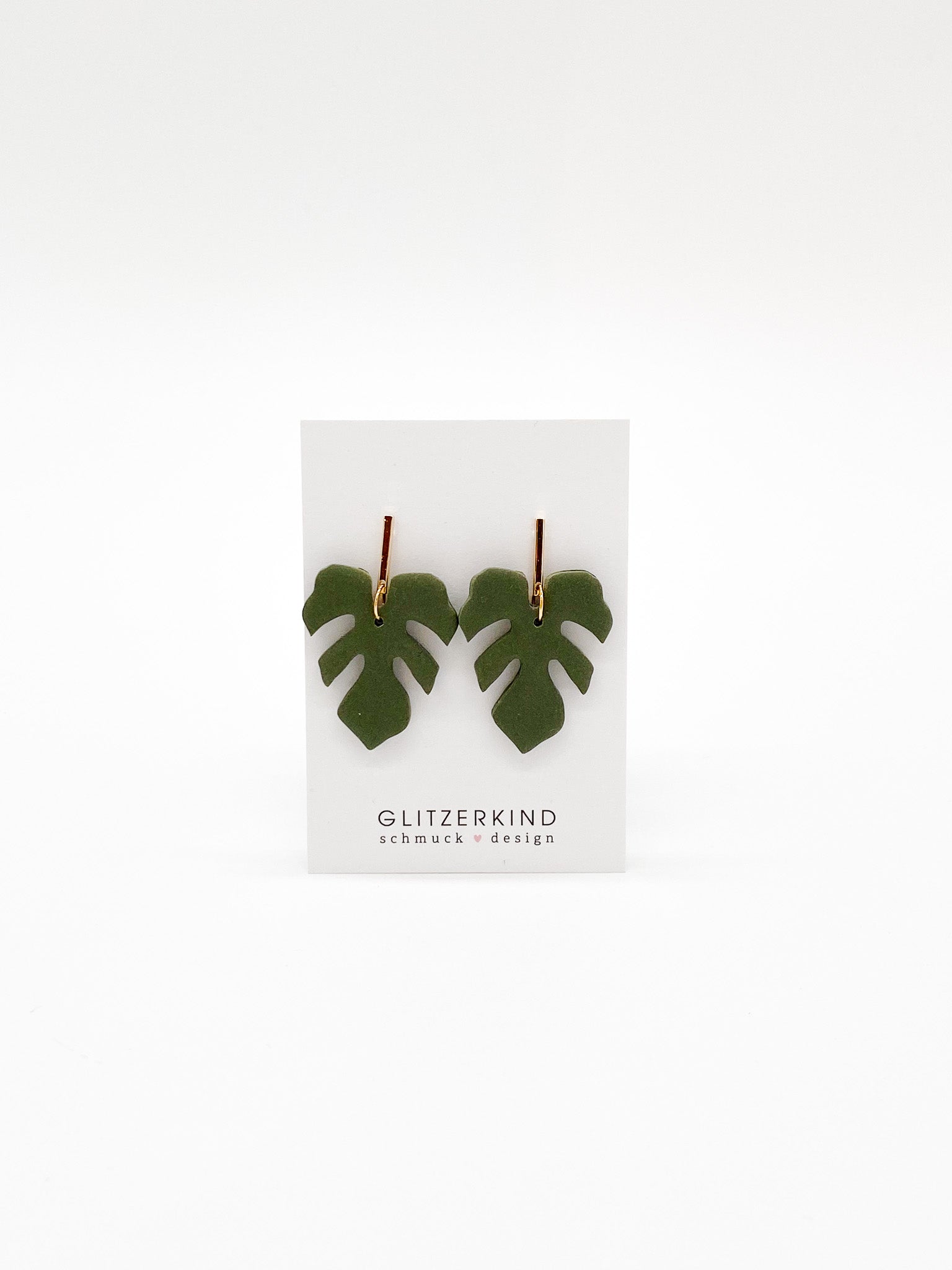 Ohrhänger Monstera oliv