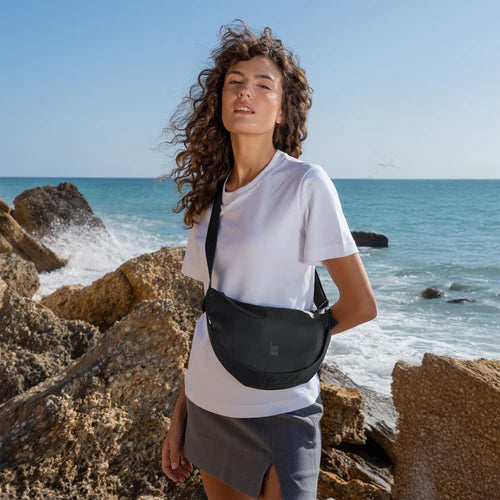 Moon Bag klein - monochrome black