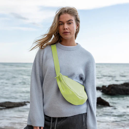 Moon Bag klein  - monochrome wrasse