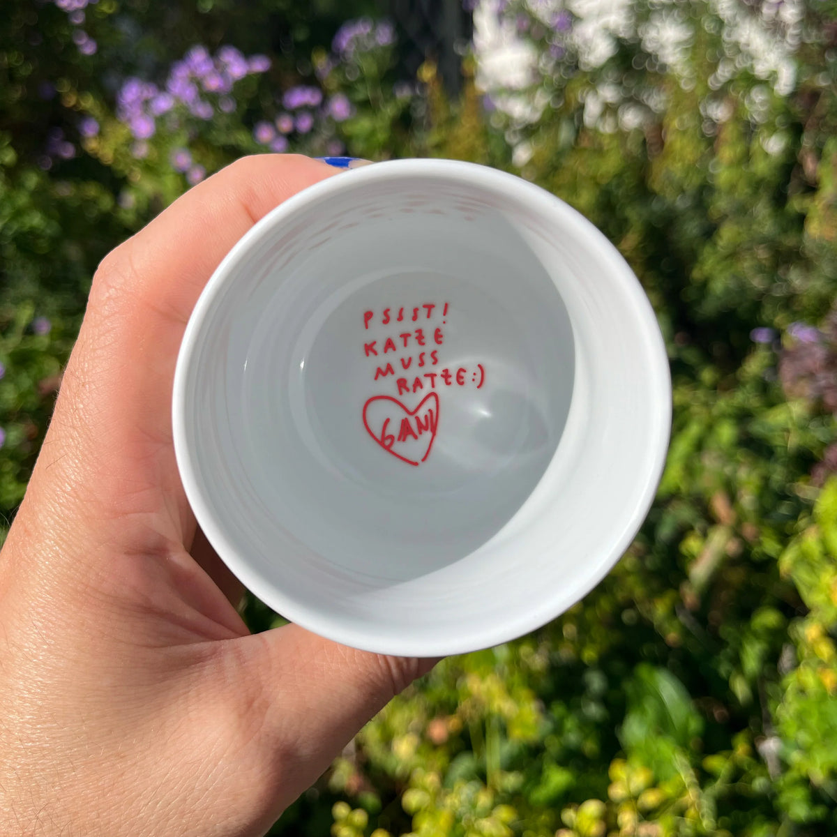 Porzellanbecher "Mir doch Schnurrzmiezegal!"